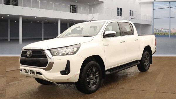 TOYOTA Hilux